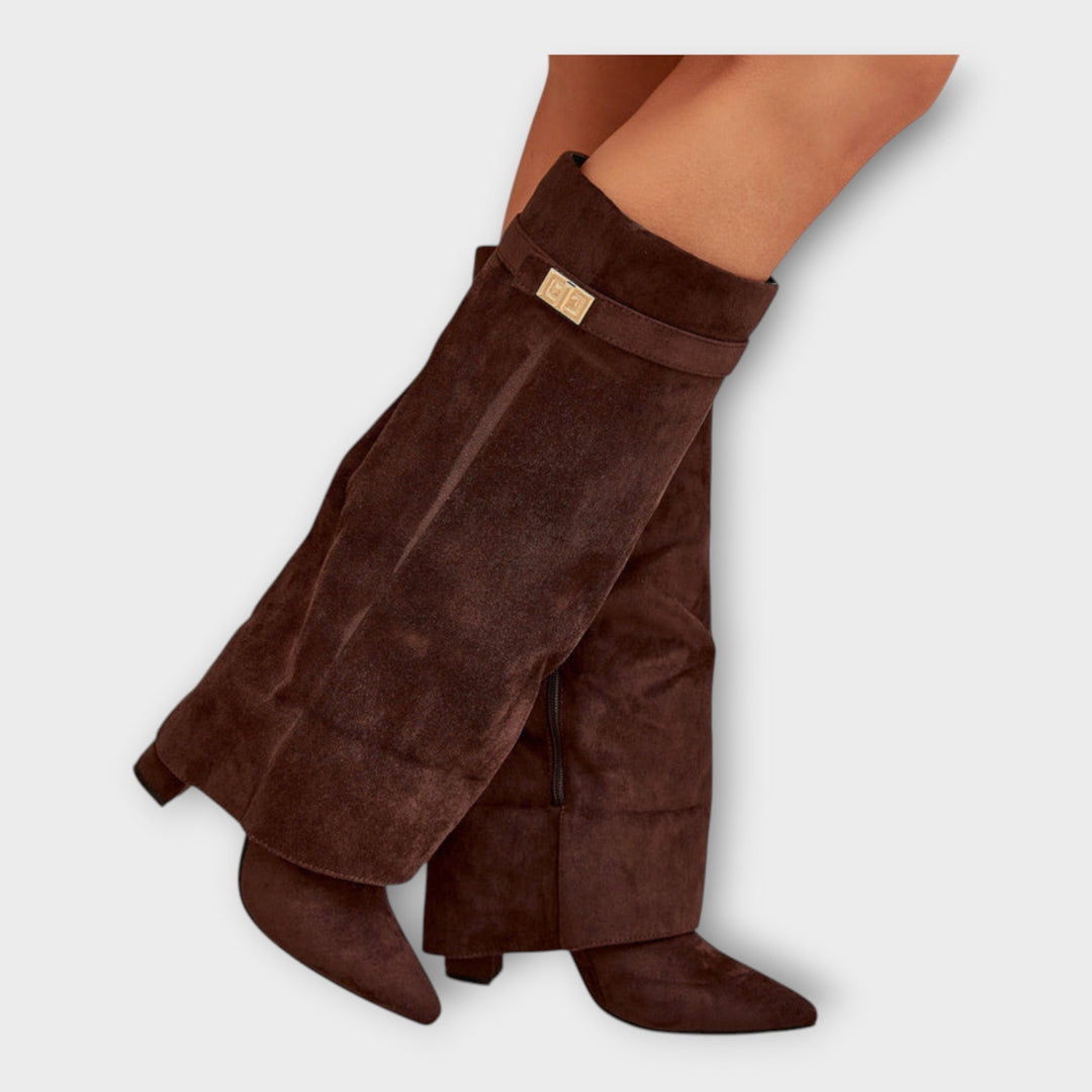 Adéla – Vysoké Boty s Elegantním Designem