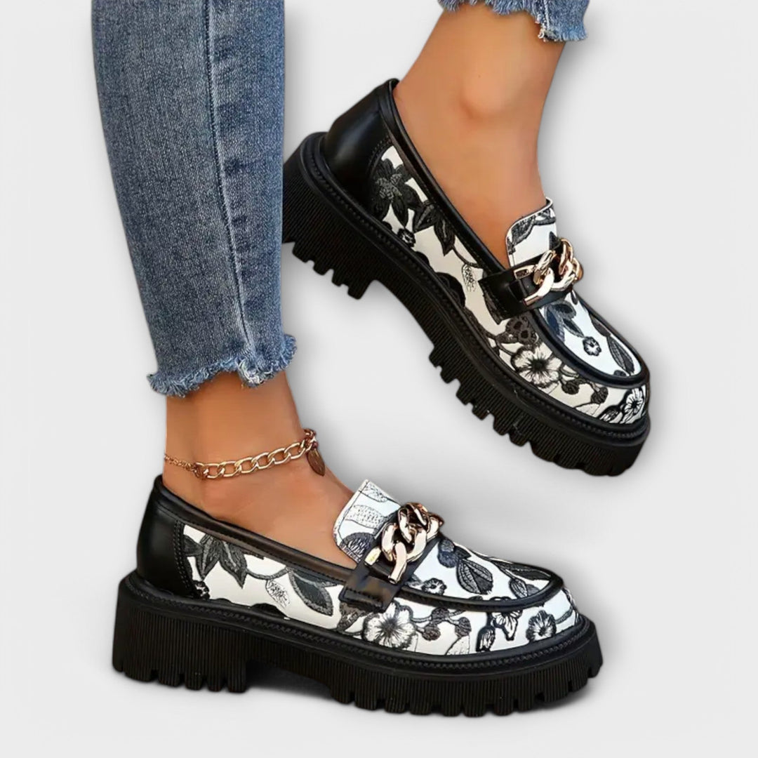 Sandra – Klasické Retro Mokasíny s Elegancí