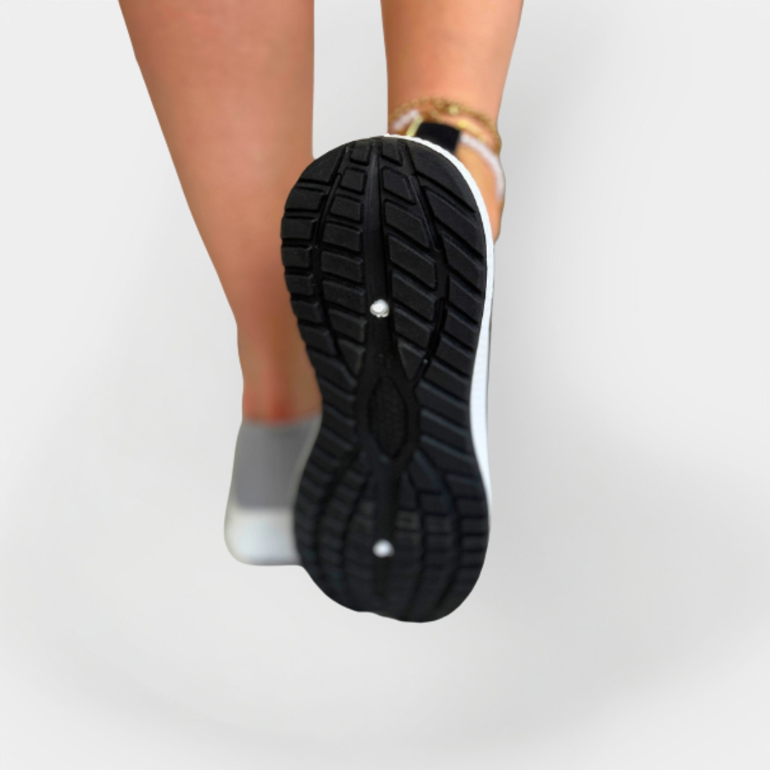 Tomáš – Sportovní Boty s Lehkým Materiálem a Flexibilní Podrážkou