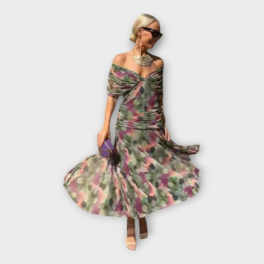 Adéla – Vzdušné Šaty s Působivým Výstřihem