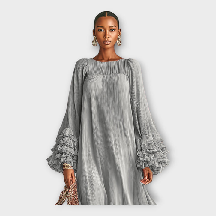 Sofia – Vzdušné Dlouhé Šaty s Elegantními Detaily