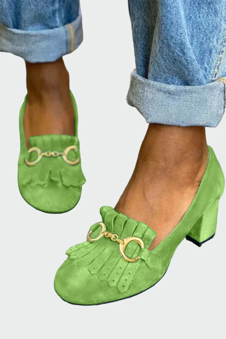 Adéla – Lodičky s Detaily Franjí a Zlatou Sponou