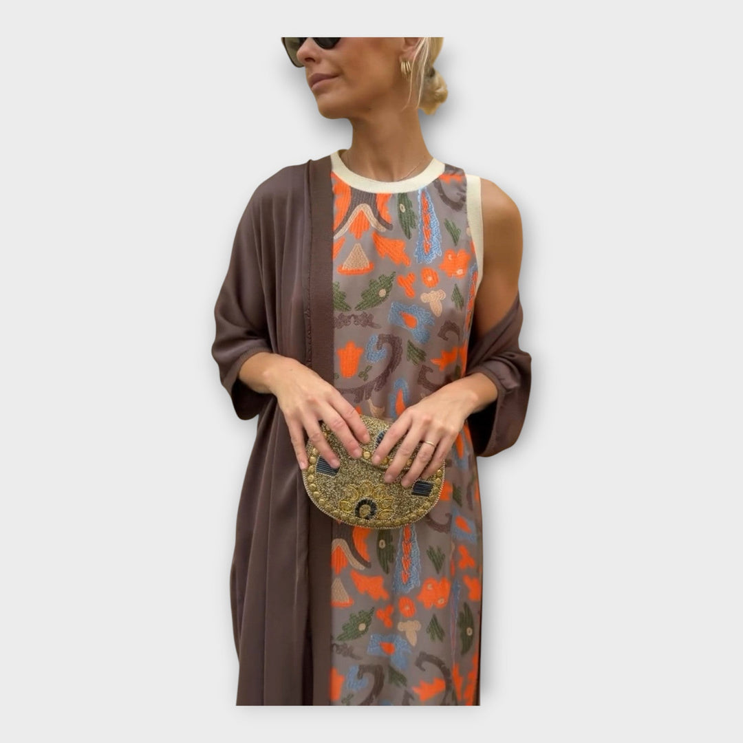 Lucie – Maxi Šaty s Působivými Vzory