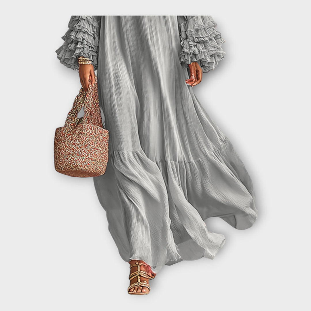 Sofia – Vzdušné Dlouhé Šaty s Elegantními Detaily